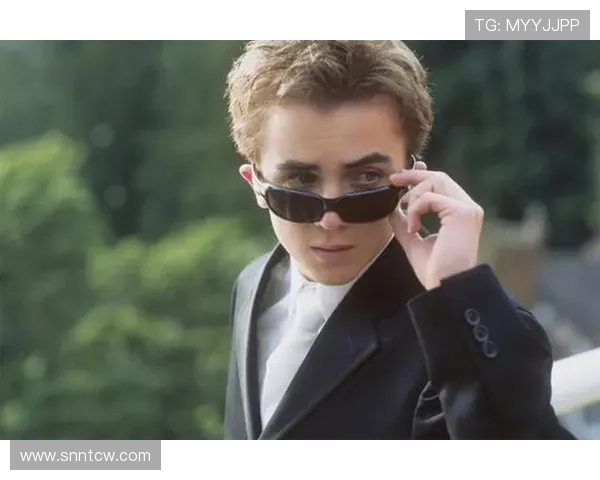 《少年特工科迪1》:一场风驰电掣的童心冒险,点燃你的英雄梦想! 《少年特工科迪1》:一场风驰电掣的童心冒险,点燃你的英雄梦想!